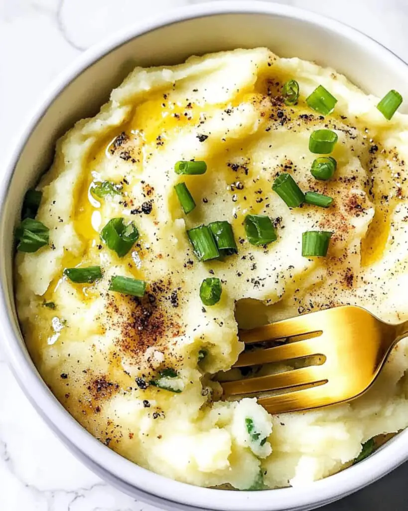 Colcannon (Irish Mashed Potatoes Recipe with Cabbage)
