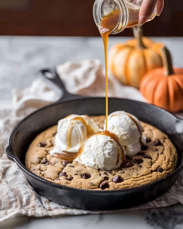 Pumpkin Chocolate Chip Skillet Cookie Recipe