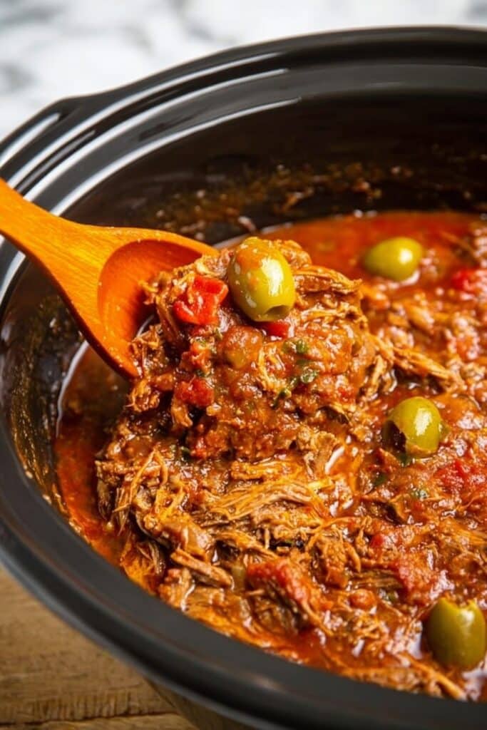 Slow Cooker Ropa Vieja: Cuban Shredded Beef Stew Recipe